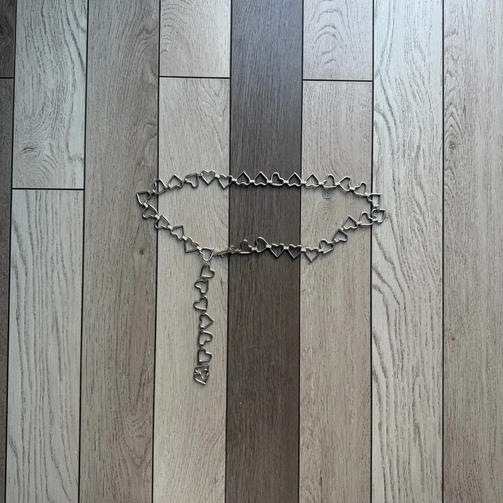 BRANDY MELVILLE heart link chain belt one size